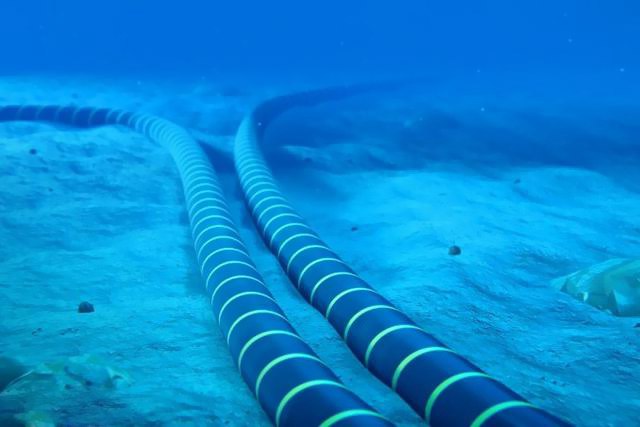 海底电缆