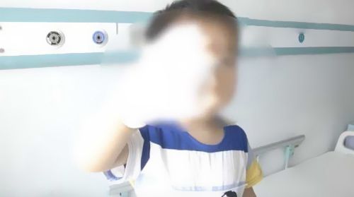 2岁男童误把电线当玩具被击伤|珠江电缆要闻分享